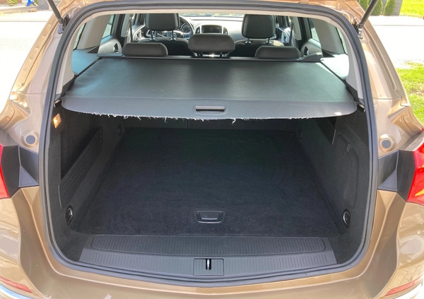 Opel Astra cena 25900 przebieg: 160000, rok produkcji 2013 z Jarocin małe 466